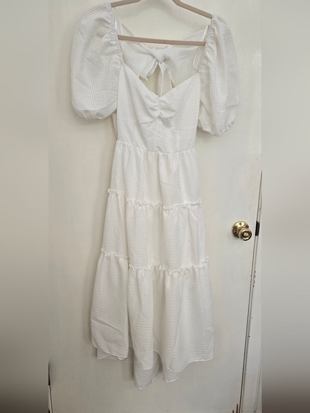 Mustard Seed White Puff-Sleeve Tiered Maxi Dress